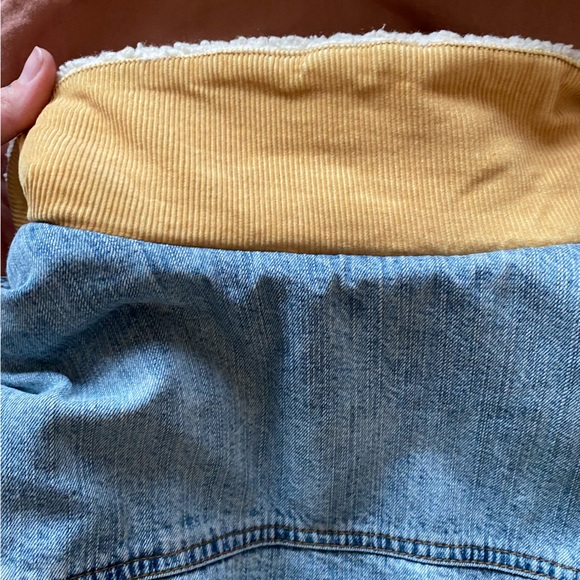Vintage Wrangler Sherpa lined denim jacket - Picture 6 of 13